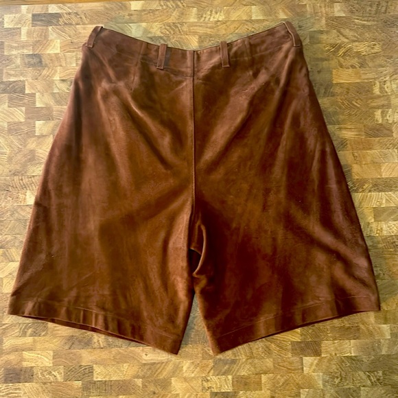 Banana Republic Suede Bermuda Shorts Size 8 - Picture 3 of 5